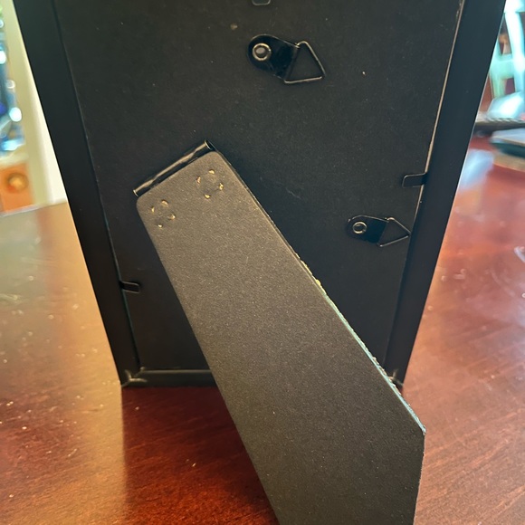 Framed art/photos cute Easter bunny kitty 6x4 inches, black brand new frame - Picture 2 of 4